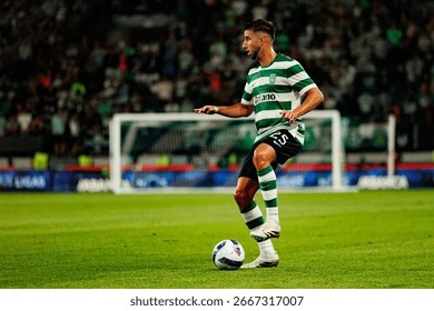 每体：巴萨已经就罗克的转会征求欧足联和国际足联的意见