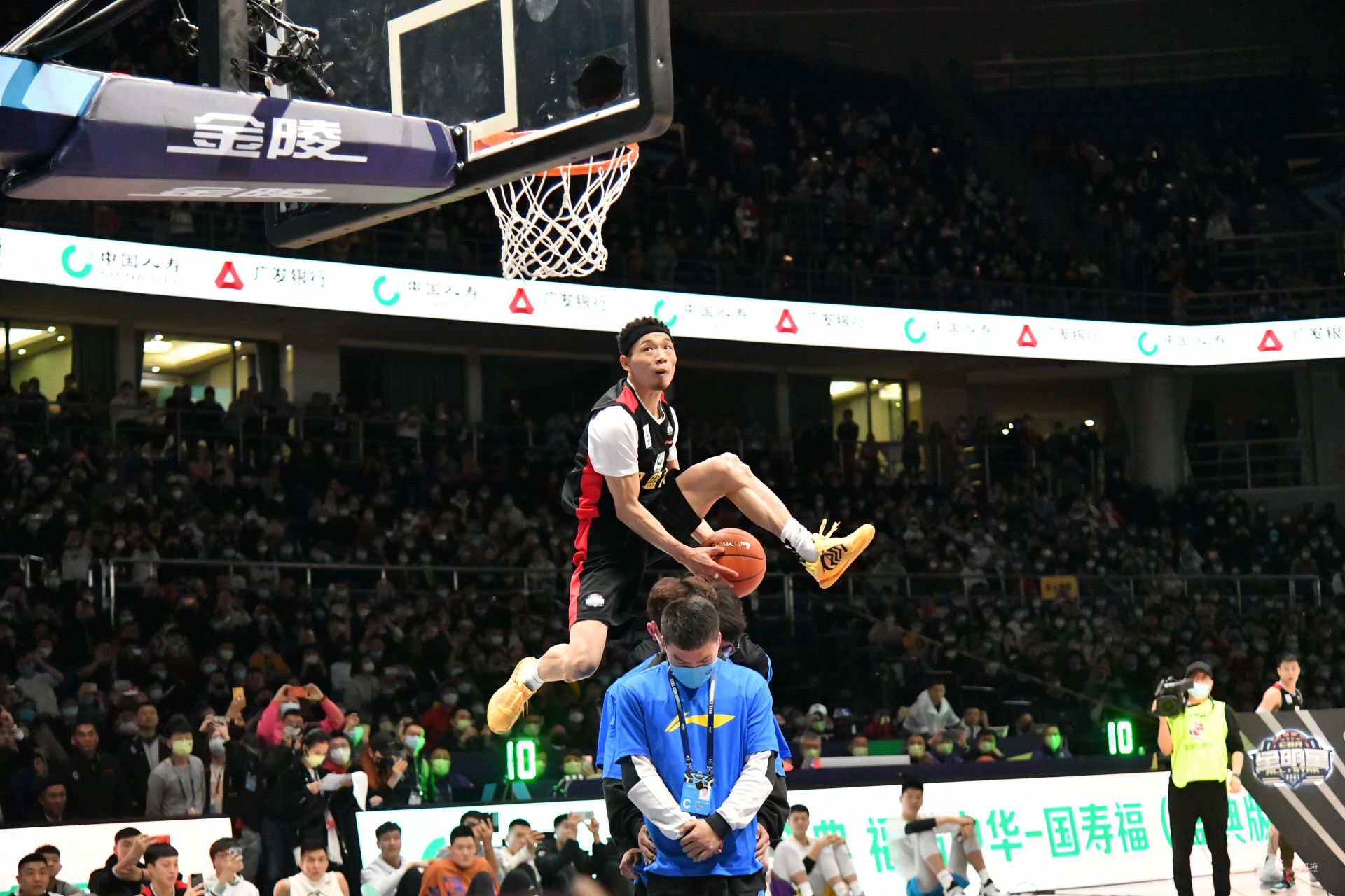 据不断上涨 据不断上涨