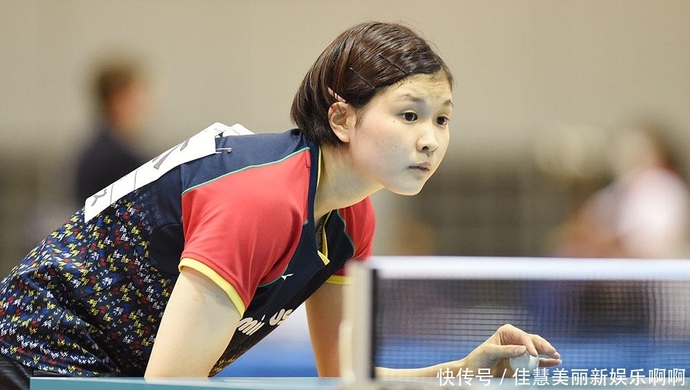 主持人骆歆 主持人骆歆